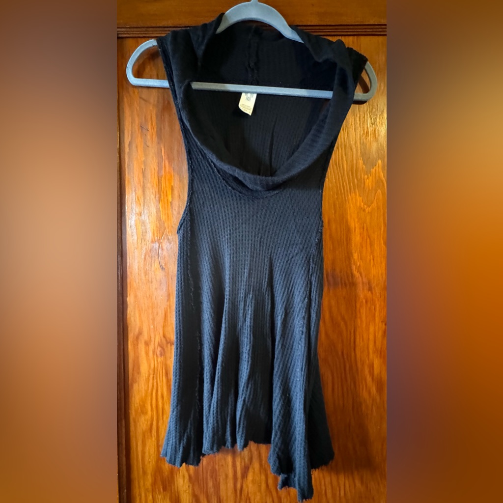 Black Sleeveless Cowl Neck Top